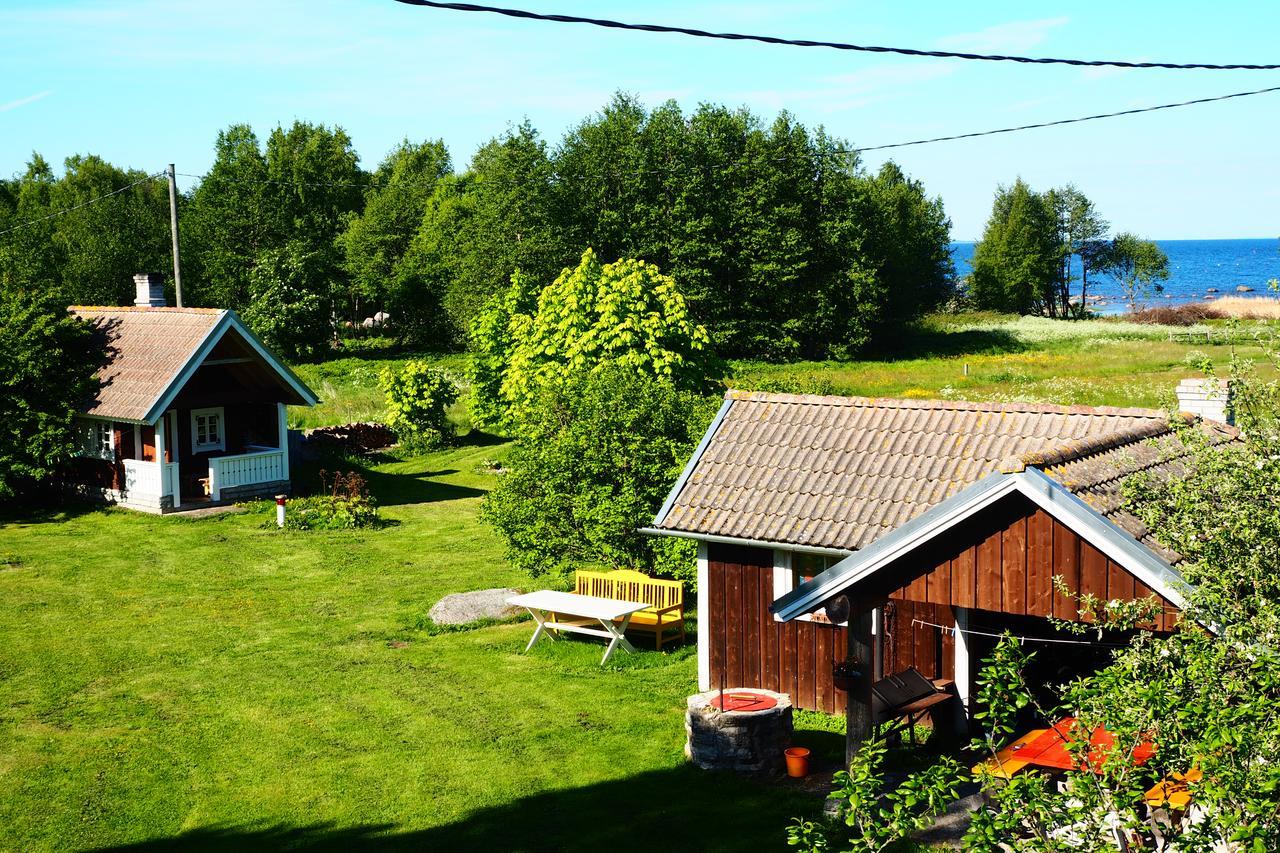 Hotel Leesi Kuelalistemaja Esterno foto